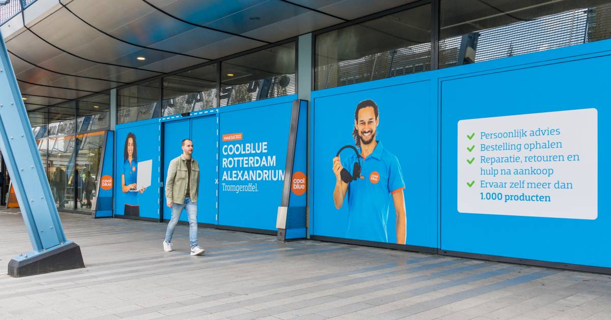 Webreus Coolblue opent winkel in Alexandrium Klanten willen