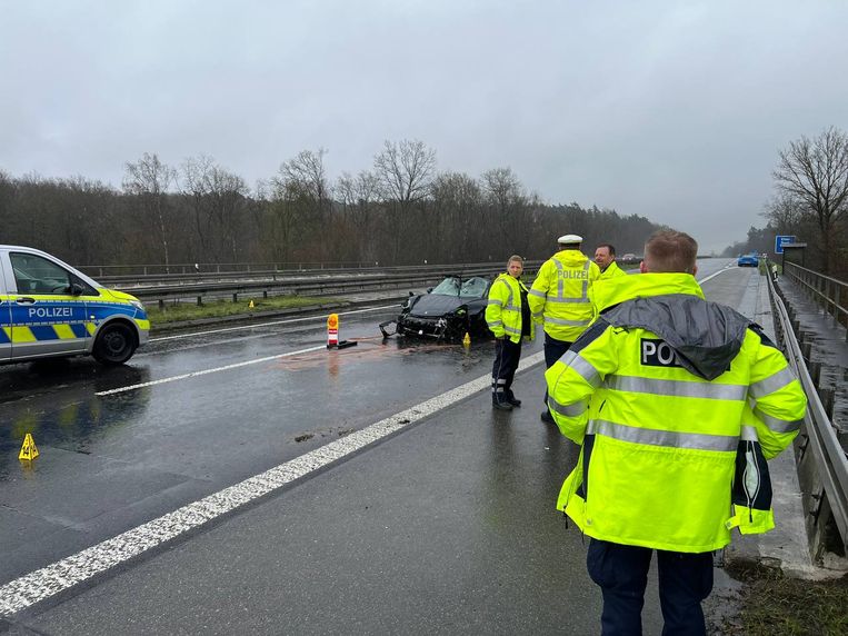 Vier Nederlanders overleden bij ongeluk met Porsches.