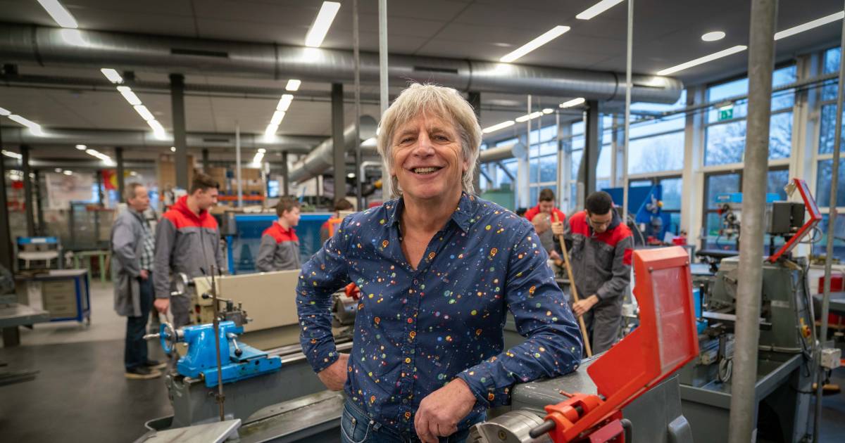 Directeur van Maarten van Rossem en Westeraam vertrekt met boodschap: 'Kies voor het vmbo ...