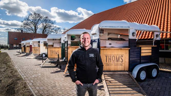 Thom Hartgerink (25) wilde alleen maar hamburgers bakken en is nu de grootste foodtruckcateraar van Oost-Nederland