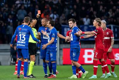 Football Talk. AA Gent in beroep voor Chakvetadze - RSCA veroordeelt ongepast ‘Raman-lied’