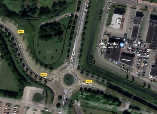 Het eilandje tussen de Groeneweg en de Langeweg is ideaal voor zeven Tiny Houses, vindt de gemeente Oud-Beijerland.