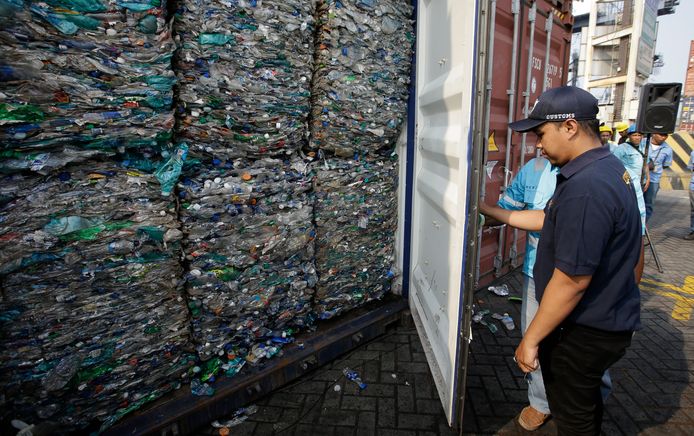 Indonesië heeft op enkele maanden tijd 547 containers met niet-conform afval geweigerd. Het land benadrukt dat het niet “de vuilnisbelt van de rijkste landen” wil worden.