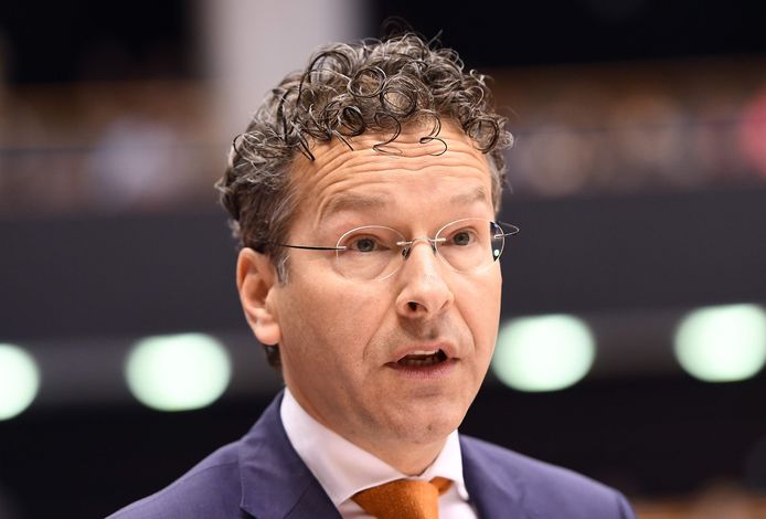 Jeroen Dijsselbloem ligt al weken onder vuur na zijn omstreden interview