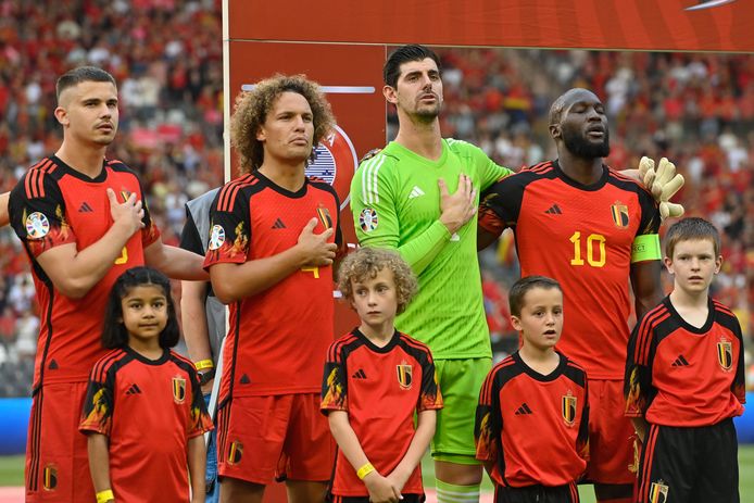 Opvallende wijziging: Rode Duivels en Red Flames zingen Brabançonne ...