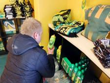 ADO op z’n corona’s: Groen-gele mondkapjes en sjaal van anderhalve meter