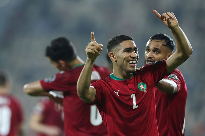 Achraf Hakimi viert zijn goal.