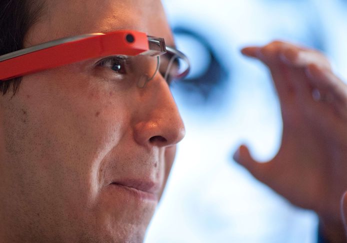 Google Glass просуществовали недолго, но десять лет назад они стали предметом большого шума.