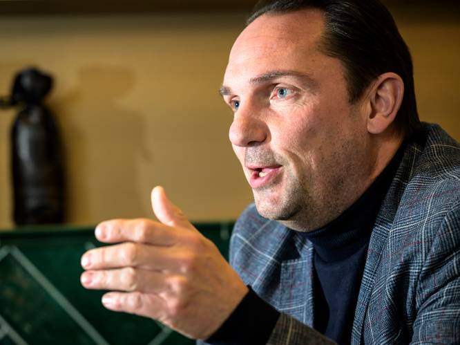INTERVIEW. Dimitri de Condé blikt, na de 6 op 18 en de niet-selectie van zijn spelers, positief vooruit: “Genk zou vlot meedraaien in de Bundesliga’”