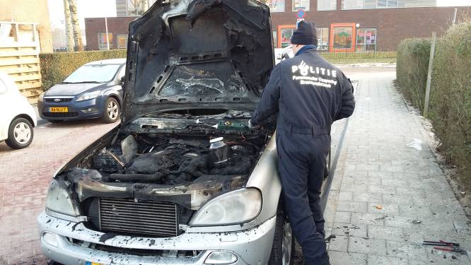 Flyers uitgedeeld in Culemborg: ‘Autobranden moeten stoppen!’