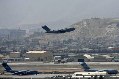 Amerikanen hebben Afghanistan na 20 jaar verlaten: laatste vlucht uit Kaboel vertrokken