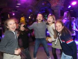 Kinderfuif ‘Glow in Space' in centrum Oostende