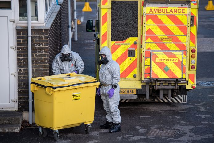Na de vergiftiging met zenuwgif van de Russische dubbelagent Sergej Skripal en zijn dochter hebben onderzoekers sporen van het gas in een restaurant gevonden. De ruimte wordt momenteel onderzocht, meldt de BBC.