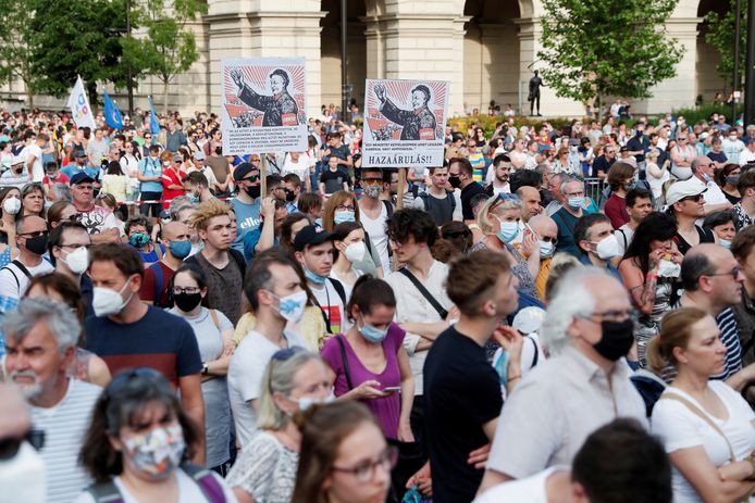 Protesten in de Hongaarse hoofdstad Boedapest tegen de omstreden antihomowet