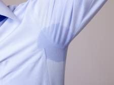 Zo verwijder je zweetgeur uit kleding: ‘Gebruik witte natuurazijn’