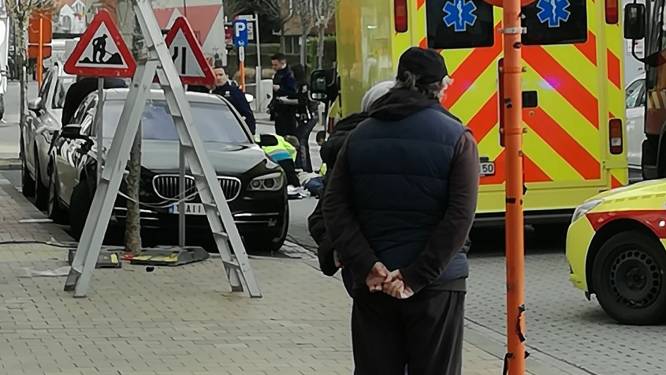 Hoogtewerker aangereden in Knokke: arbeider (47) sterft in ziekenhuis