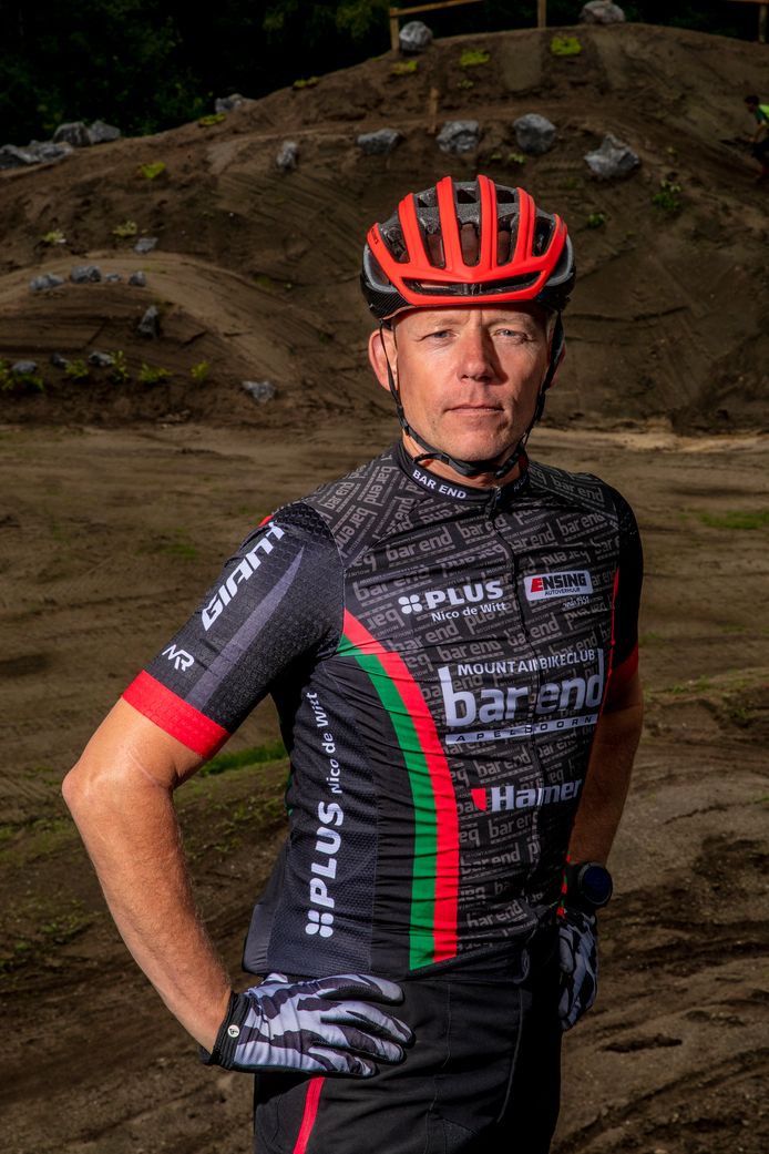 Han ten Hove, hoofdtrainer bij mountainbikeclub Bar End.
