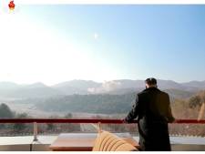 Kim Jong-un se félicite du tir de deux nouveaux missiles