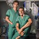 ‘Topdokters’ vader en zonen Claes: ‘Als kind begin je wel door te krijgen dat je geen doorsneevader hebt’