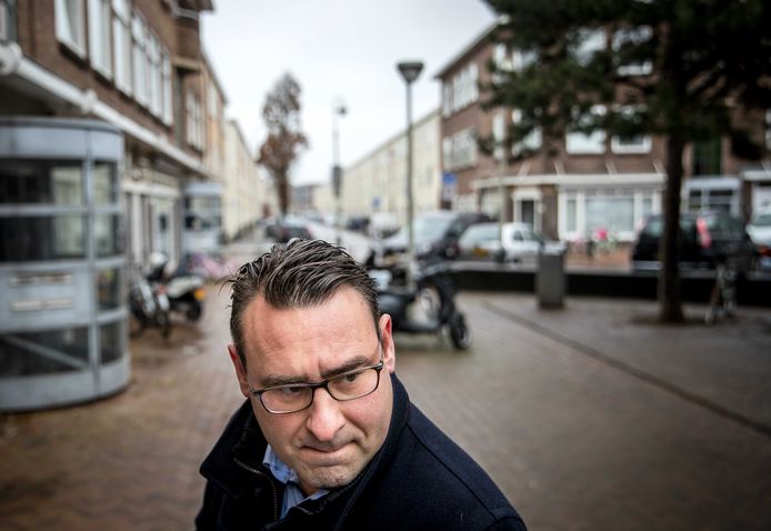 Richard de Mos neemt het onvoorwaardelijk op voor zijn achterban in de Haagse volkswijken.