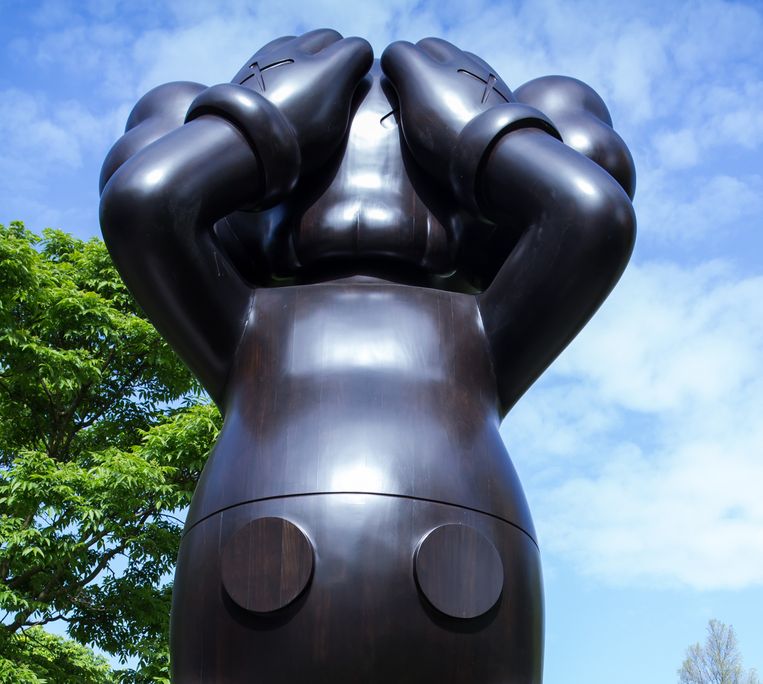 'At this time' van kunstenaar Kaws. Beeld Cigdem Yuksel