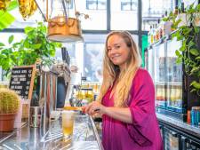 Charlotte (33) opende nieuw café in volle pandemie en “zou het nooit lang uithouden”, maar bewijst azijnpissers nu tegendeel met tweejarig bestaan