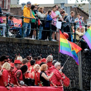Live: Pride 2025 | De eerste boten vertrekken, de Canal Parade is van start