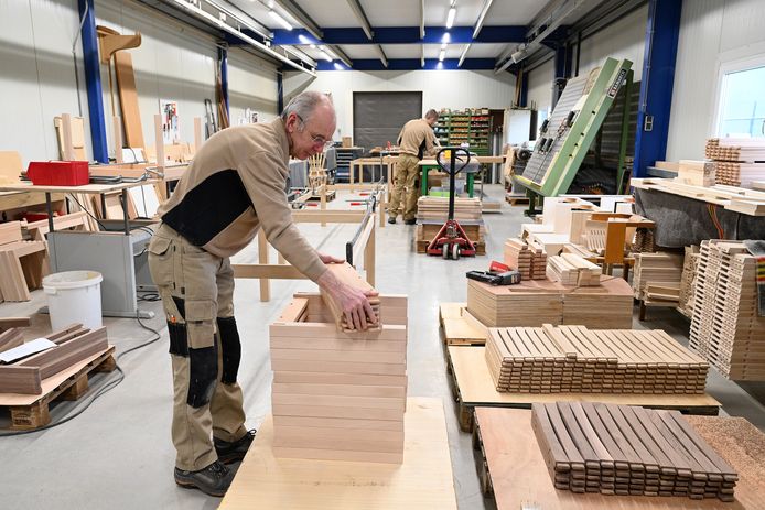 Bij Lima weten ze wel raad met hout. Ontwerpers zijn welkom.
