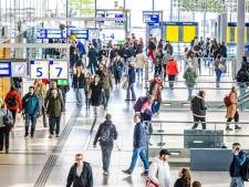 Slachtoffer van mishandeling op perron 20 spoorloos, vluchtende daders in trein gearresteerd