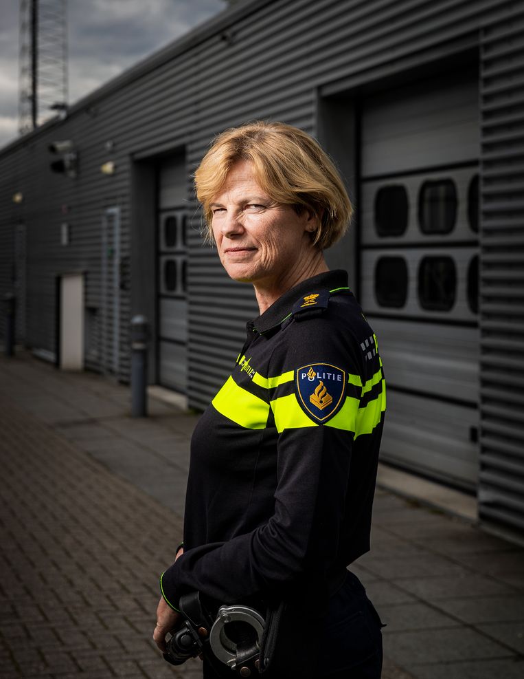 Jannine van den Berg, hoofdcommissaris van de Landelijke Politie Eenheid: ‘Je wilt een veilige omgeving waarin mensen zich durven uit te spreken, zonder dat dit consequenties heeft voor hun gedrag.’ Beeld Jiri Büller