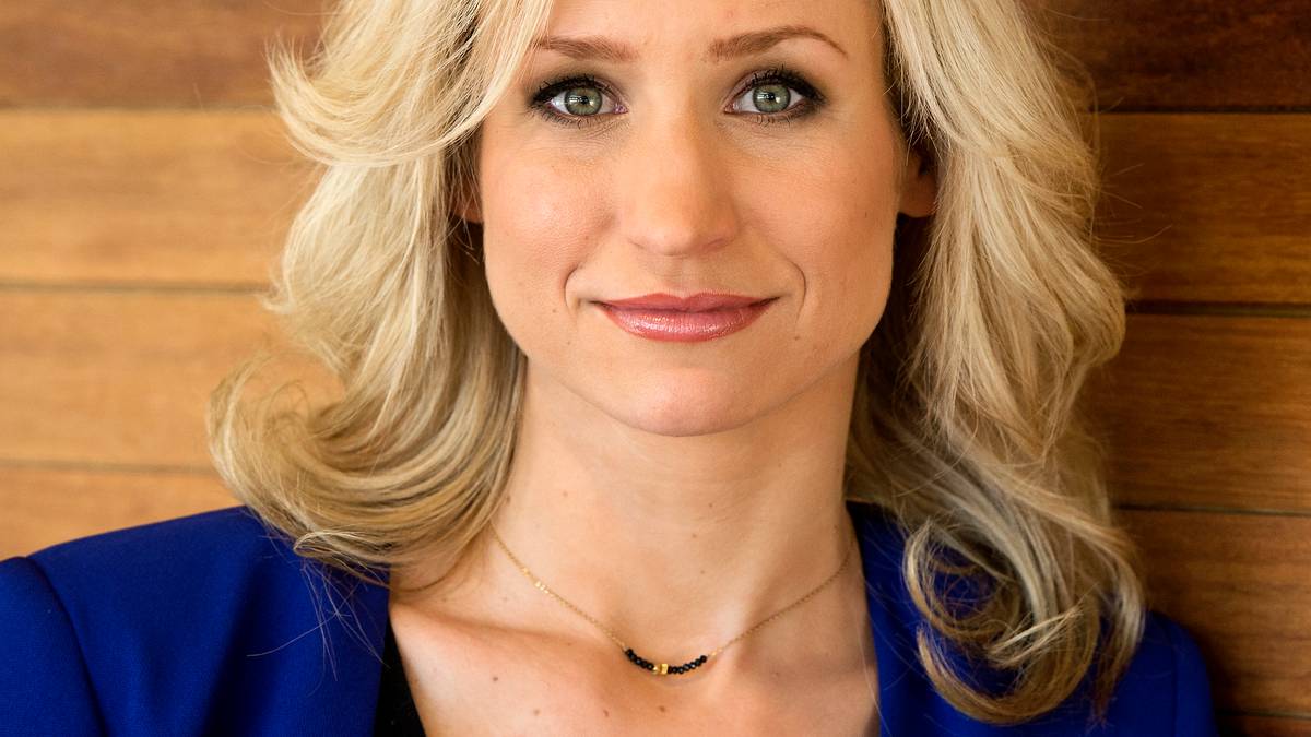 Huiselijke talkshow voor Dionne Stax | Show | AD.nl