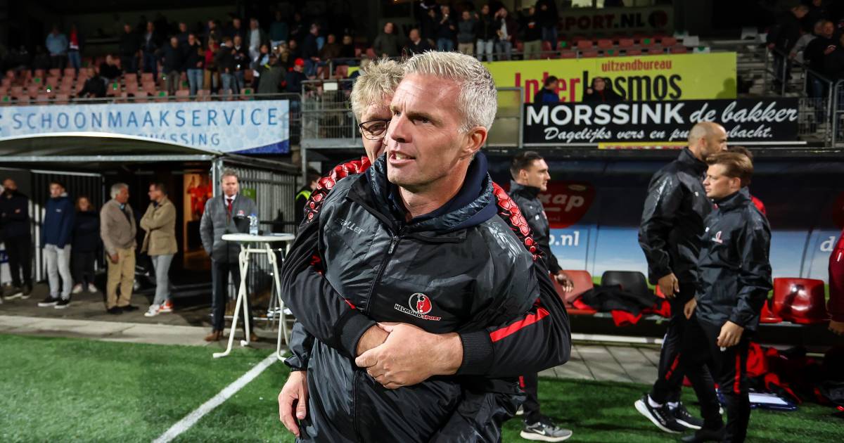 tint Compatibel met rietje Bekritiseerde Helmond Sport-trainer kondigt koerswijziging aan tegen TOP  Oss: 'Álles gaat veranderen' | Helmond Sport | ed.nl