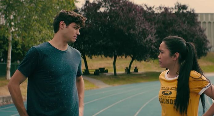 Noah Centineo en Lana Condor in 'To All The Boys I've Loved Before'.