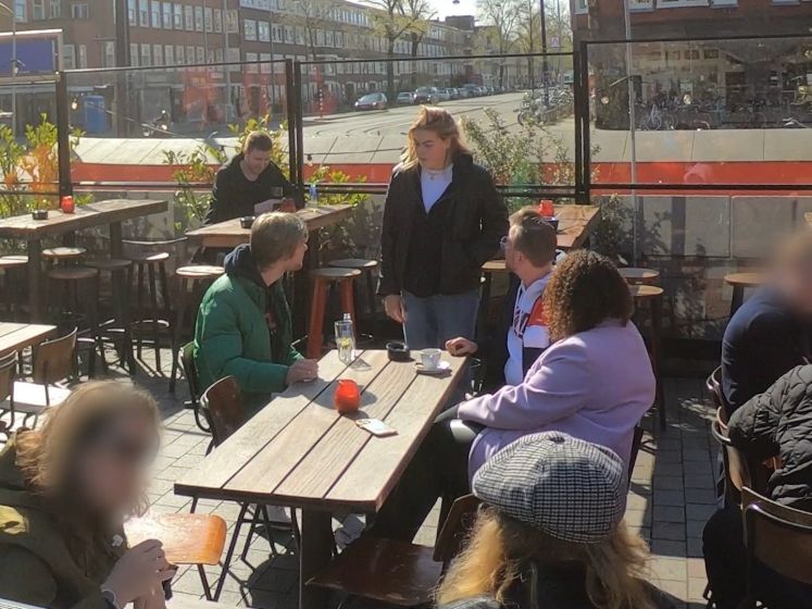 Eloise van Oranje grijpt in bij verhit gesprek op verborgen camera: 'F*cking racistisch'