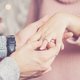 Vrouw deelt verhaal van verlovingsring nadat haar man er kritiek op krijgt