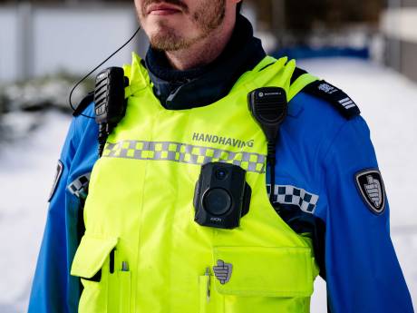 Boa belt thuis aan voor controle quarantaine, boete kan oplopen tot 20.000 euro