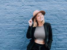 Voor travelblogger Milou is de wereld haar kantoor