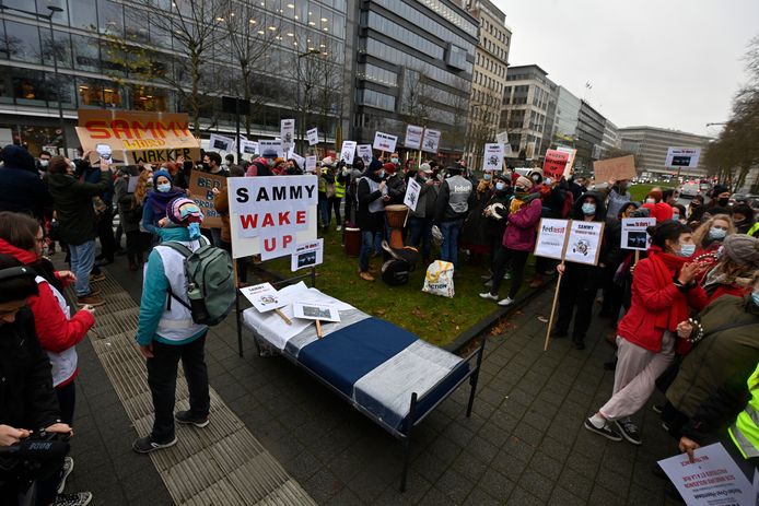 Plus d'une centaine de personnes ont manifesté