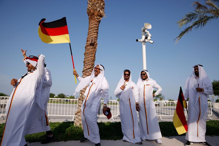 Duitse voetbalsupporters in Qatar. Beeld REUTERS