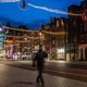Als bij toverslag zijn de straten, pleinen en grachten in Amsterdam uitgestorven