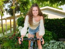 Bodine Vollering raakte geïnspireerd door grote zus Demi: ‘Zou gaaf zijn om samen in het peloton te rijden’