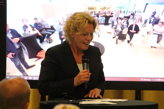 Ineke Nijen Es, voorzitter van volleybalclub Tornax.
