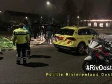 Agent van zijn motor getrapt in Duiven; minderjarige jongens opgepakt voor zware mishandeling