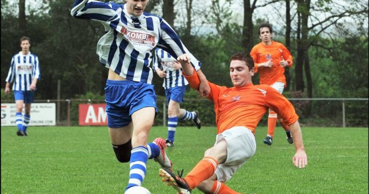Willems verliest met Sambeek in woonplaats Oeffelt | Amateurvoetbal | gelderlander.nl - De Gelderlan