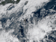 Satellietbeelden tonen hoe rommelende Mount Taal aswolk kilometers hoog uitspuwt
