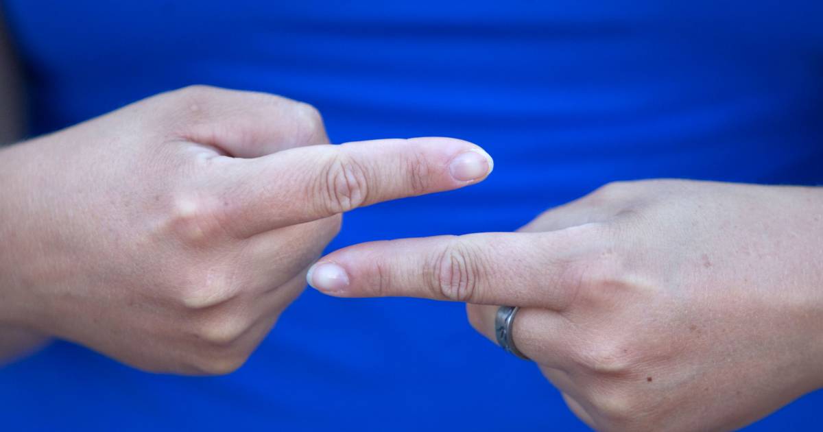 Roep uit Kamer: tijd om gebarentaal te erkennen | Politiek ...