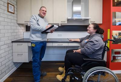 Hoe Bas Molekamp de rolstoelkeukens inrolde: ‘keuken moest omhoog en omlaag kunnen’