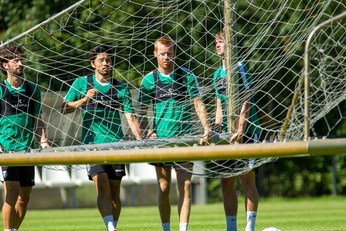 Vijf maanden na Fortuna-uit gaat PEC Zwolle weer ...