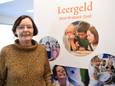 Stichting Leergeld-medewerker Helma is een intermediair die huisbezoeken aflegt.