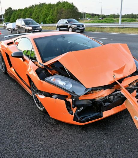 Bekende eigenaar Lamborghini weigerde alcoholtest na aanrijding op A16